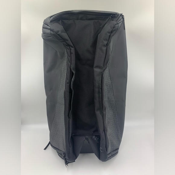 Nomatic travel bag - Picture 1 of 12